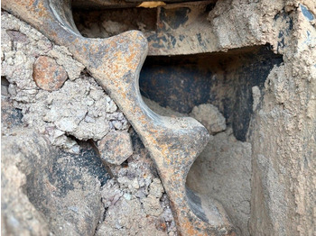Pelle sur chenille Komatsu PC210LC-11E0: photos 4