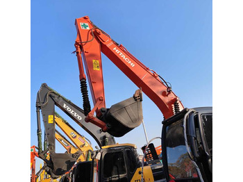 Pelle sur chenille HITACHI ZX130