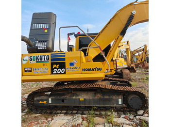 Pelle sur chenille KOMATSU PC200