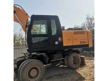 Pelle sur chenille Yellow Color Hyundai210w-7 Used Wheel Excavator Used Hyundai210-7 on Sale with Cheap Price: photos 2