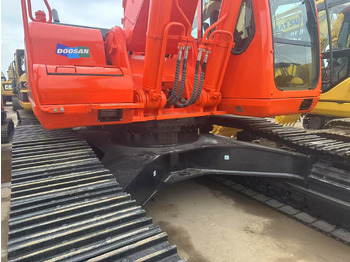 Pelle sur chenille DOOSAN DX420LC-9C: photos 4 Pelle sur chenille DOOSAN DX420LC-9C: photos 4