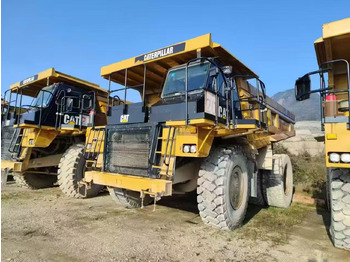 Engins de chantier CATERPILLAR 773E: photos 3