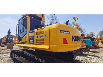 Pelle sur chenille KOMATSU PC240-8