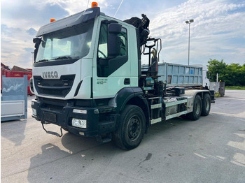 Camion ampliroll IVECO Trakker