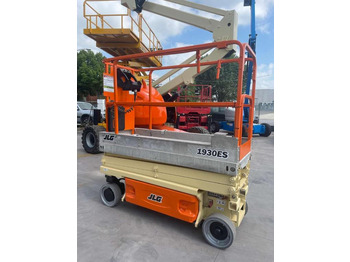Nacelle ciseaux JLG