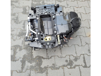 Chauffage/ Ventilation pour Camion NAGRZEWNICA RENAUL RANGE T GAMA OM 7484553426/02: photos 2 Chauffage/ Ventilation pour Camion NAGRZEWNICA RENAUL RANGE T GAMA OM 7484553426/02: photos 2