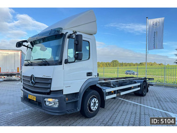 Camion porte-conteneur/ Caisse mobile MERCEDES-BENZ Atego 1318