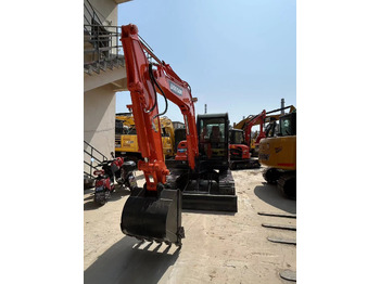 Mini pelle DOOSAN DX60