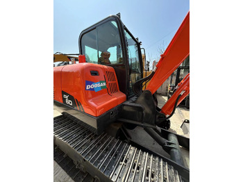 Mini pelle DOOSAN DX60  Mini excavator 6ton: photos 4