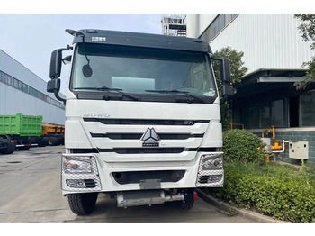 SINOTRUK Howo Stainless Steel Fuel Tanks for Trucks for Sale in Paraguay - crédit-bail SINOTRUK Howo Stainless Steel Fuel Tanks for Trucks for Sale in Paraguay: photos 3 SINOTRUK Howo Stainless Steel Fuel Tanks for Trucks for Sale in Paraguay - crédit-bail SINOTRUK Howo Stainless Steel Fuel Tanks for Trucks for Sale in Paraguay: photos 3