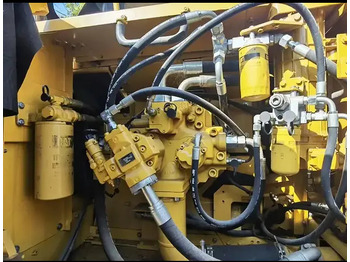 Pelle sur chenille 2023 Caterpillar 330D: photos 3