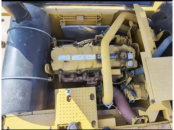 Pelle sur chenille 2023 Caterpillar 330D: photos 5