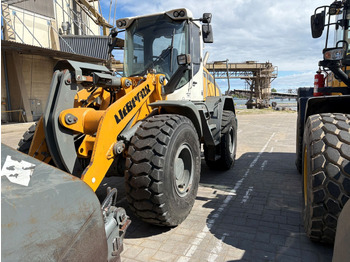 Chargeuse sur pneus Liebherr L538: photos 4