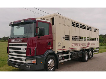 Camion bétaillère SCANIA 124