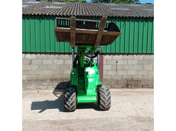 Valet de ferme Avant 635: photos 4 Valet de ferme Avant 635: photos 4