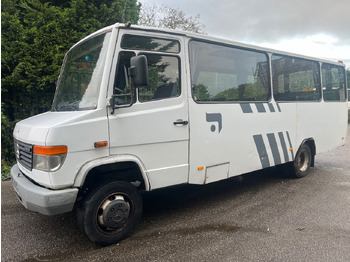Bus interurbain MERCEDES-BENZ Vario 815