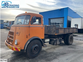 Camion benne DAF