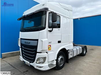 Tracteur routier DAF XF 460