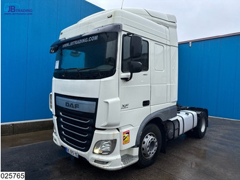Tracteur routier DAF XF 460