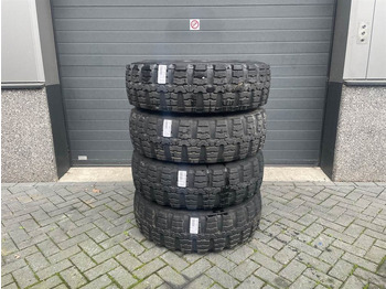 Pneus et jantes CONTINENTAL