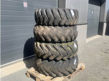 Pneus et jantes pour Engins de chantier Everest 12.5-18 - Tire/Reifen/Band: photos 3