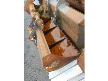 GEITH MCR 186-2,10 mtr-Bucket/Tieflöffel/Dichte bak - crédit-bail GEITH MCR 186-2,10 mtr-Bucket/Tieflöffel/Dichte bak: photos 2 GEITH MCR 186-2,10 mtr-Bucket/Tieflöffel/Dichte bak - crédit-bail GEITH MCR 186-2,10 mtr-Bucket/Tieflöffel/Dichte bak: photos 2