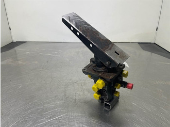 Cabine et intérieur pour Engins de chantier O & K L25.5-Safim 191826/FP3-Brake pedal/Bremspedal: photos 2 Cabine et intérieur pour Engins de chantier O & K L25.5-Safim 191826/FP3-Brake pedal/Bremspedal: photos 2