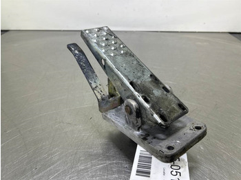 Cabine et intérieur TEREX