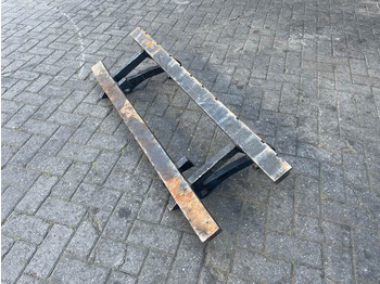 Fourches pour Engins de chantier Volvo L28/L30/L35 - Forks/Palletgabeln/Palletvorken: photos 4