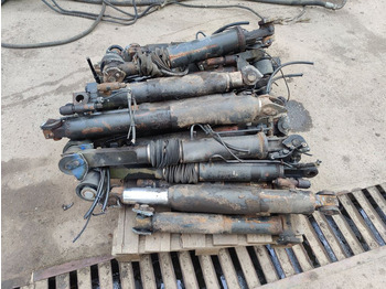 Hydraulique HYVA Pistons hydraulic cylinders / hydraulisch: photos 5