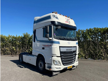 Tracteur routier DAF XF 460