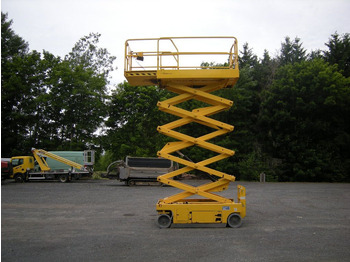 Camion avec nacelle Genie GS 3246, Scherenarbeitsbühne Genie 11,9 m: photos 5