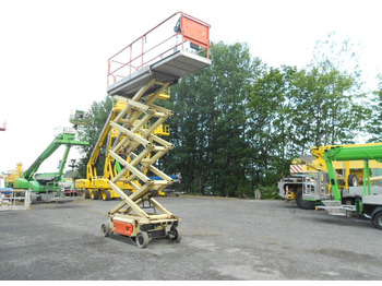 Nacelle ciseaux JLG JLG 3246, Scherenarbeitsbühne, 11,9 m: photos 4