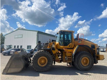 Chargeuse sur pneus VOLVO L150H