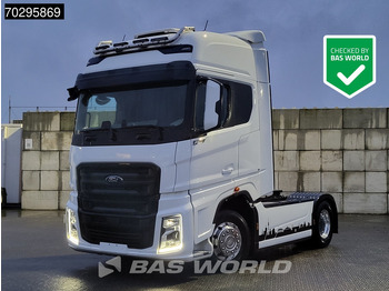 Tracteur routier FORD