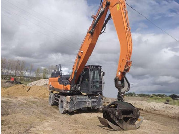 Pelle sur pneus Doosan DX250WMH-7: photos 5