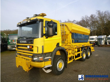 Engin de déneigement SCANIA P114