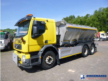 Engin de déneigement VOLVO FH