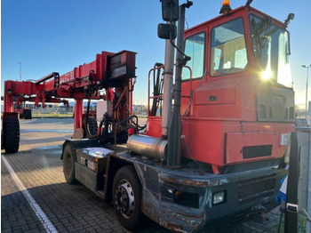 Tracteur portuaire KALMAR