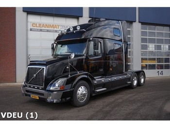 Tracteur routier Volvo VNL 6x4 Manual Euro 5: photos 1