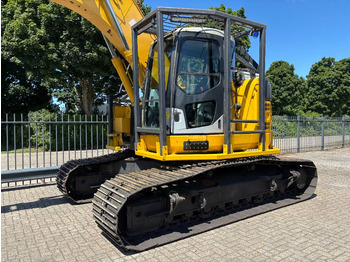 Pelle sur chenille Komatsu PC 228 Uslc-3E0: photos 2