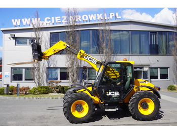 Chargeuse sur pneus JCB