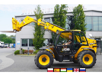 Chargeuse sur pneus télescopique JCB