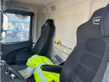 Camion frigorifique Iveco SWay 400 Lamberet Tiefkühlkoffer Thermo King LBW: photos 2