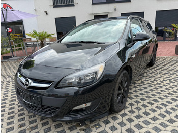 Voiture OPEL