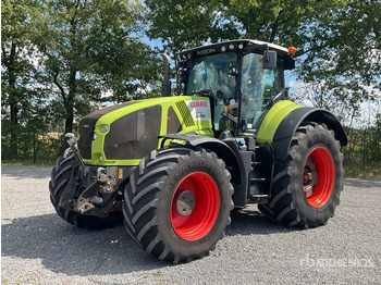 Tracteur agricole CLAAS Axion 940
