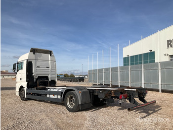 Camion porte-conteneur/ Caisse mobile 2016 MAN TGX18.440 4x2 Sleeper Container Truck: photos 3