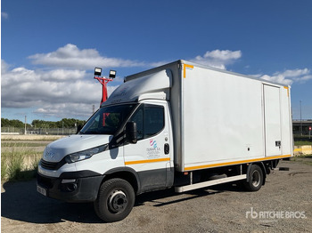 Camion fourgon IVECO Daily 70c18