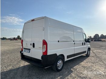 Fourgonnette 2020 Peugeot Boxer 333 L3H2 2.2 BLUEHDU 140CV S&S Van Truck: photos 4 Fourgonnette 2020 Peugeot Boxer 333 L3H2 2.2 BLUEHDU 140CV S&S Van Truck: photos 4