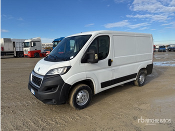 Camion fourgon PEUGEOT